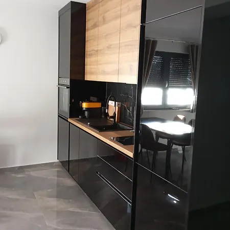Duba Apartment *